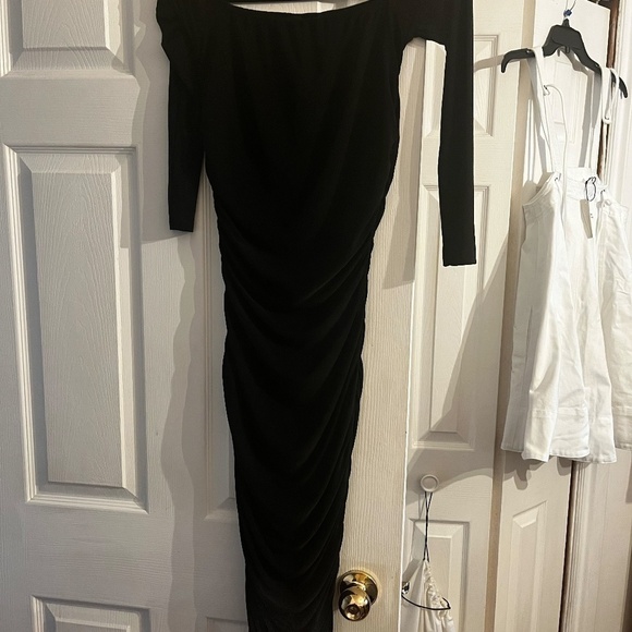 MISSEDGUIDED RUCHED MIDI DRESS  OFF THE SHOULDER - Picture 4 of 4